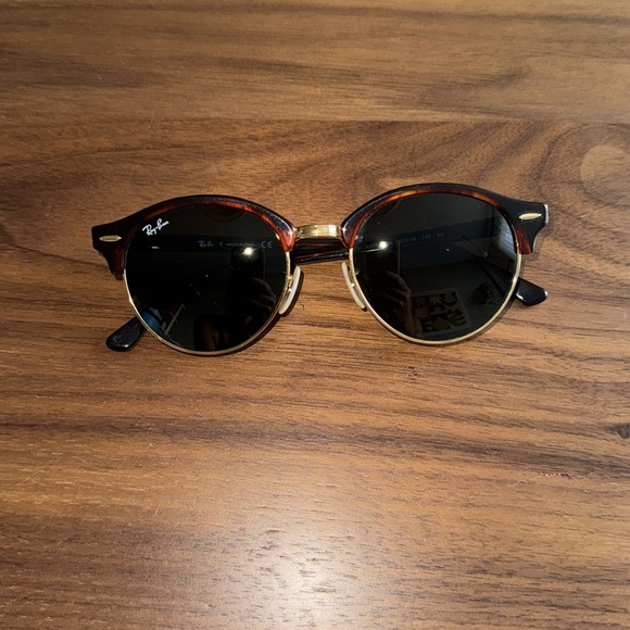 Ray-Ban Clubround Classic Sunglasses - Picture 8 of 14